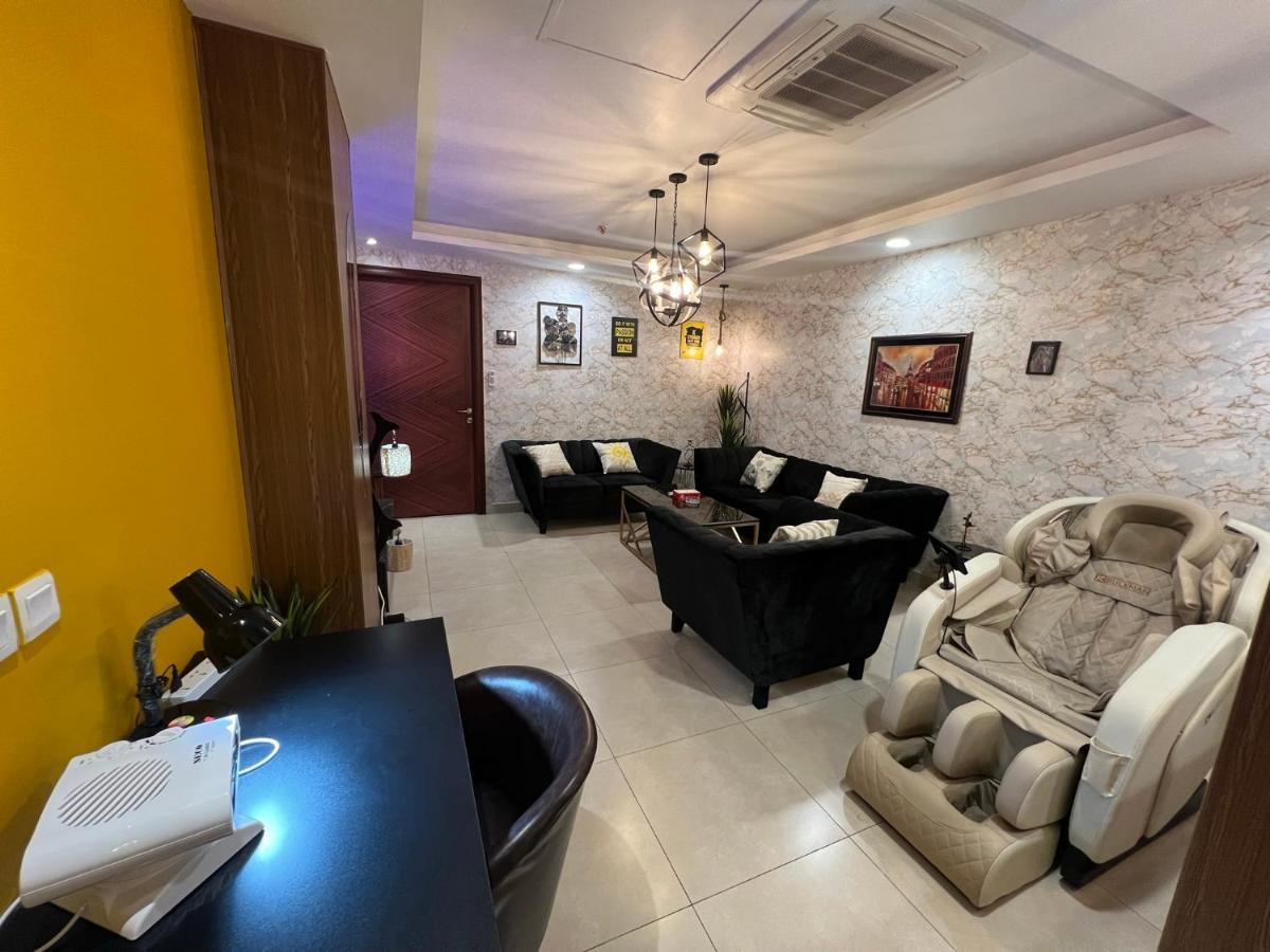 Sunset Luxury Gold Crest Mall Residency Лахор Экстерьер фото